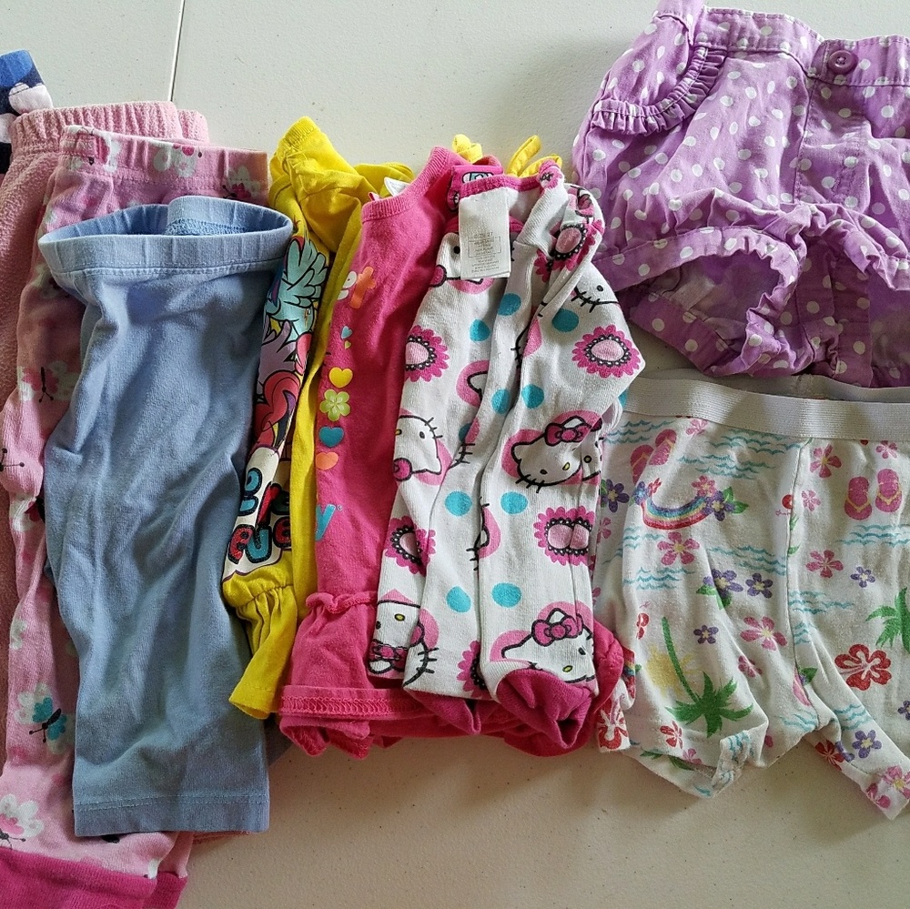 Children's clothes bundle